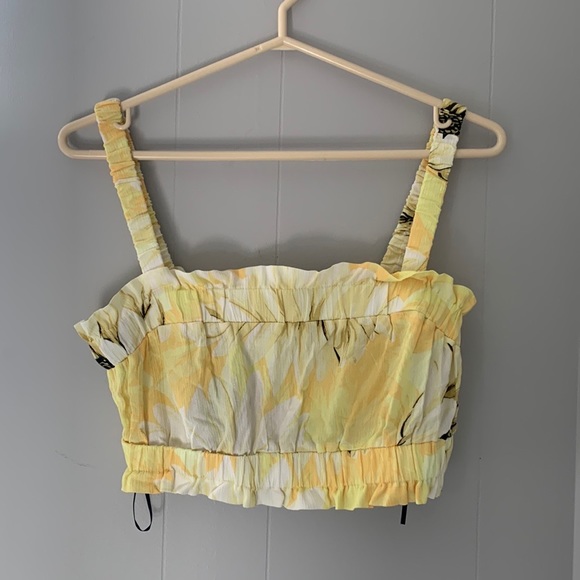 NWOT H&M crop tank - Picture 2 of 6